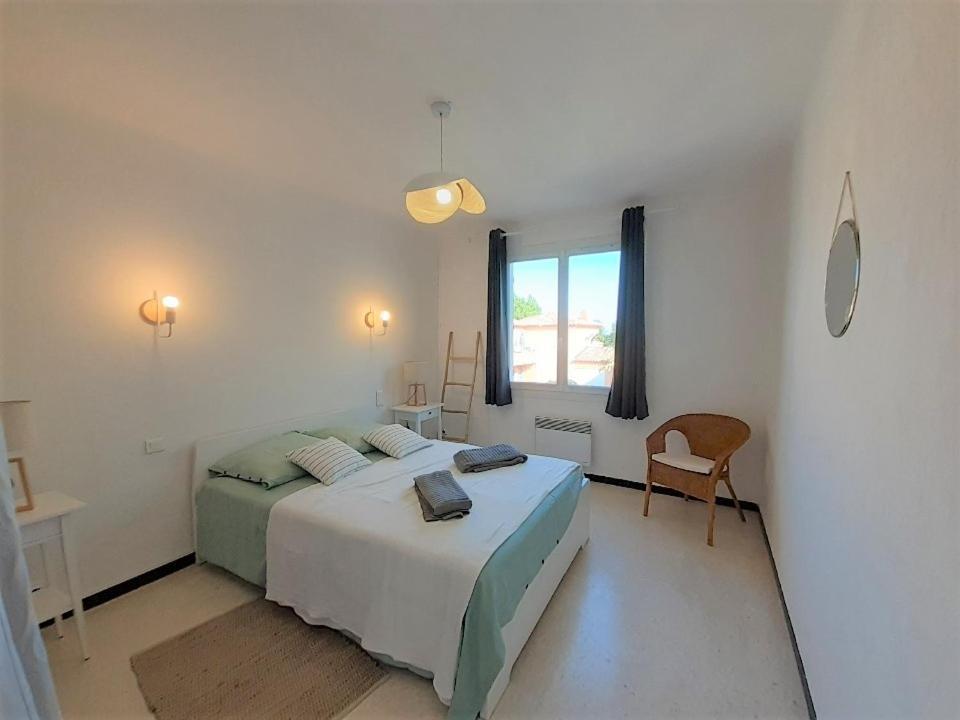 Beaux Appartements 3 Pieces Avec Espaces Exterieurs Et Parking - Proche Plage Hyeres Exterior photo