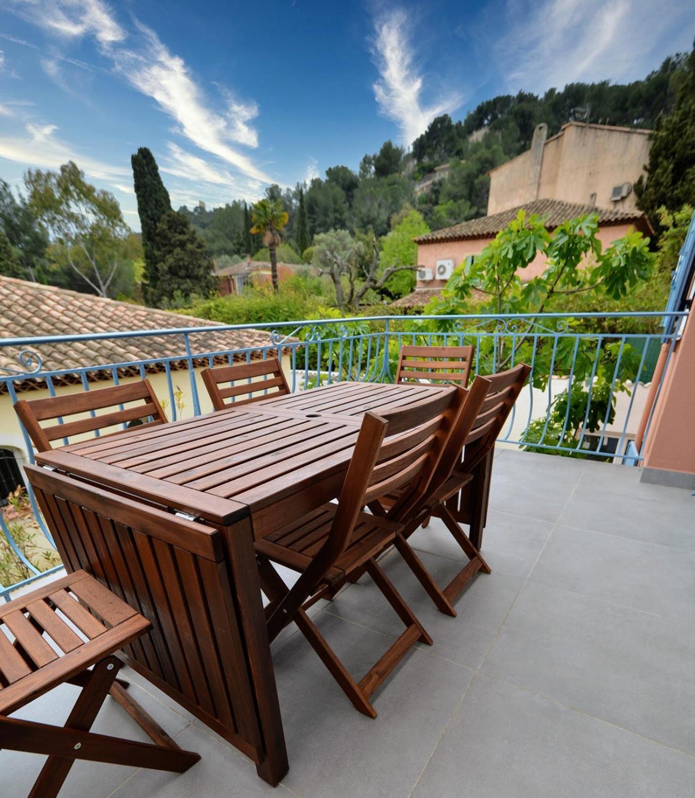 Beaux Appartements 3 Pieces Avec Espaces Exterieurs Et Parking - Proche Plage Hyeres Exterior photo
